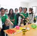 Sinh viên Đại học Đông Á làm đồ Handmade gây quỹ ủng hộ vé xe Tết
